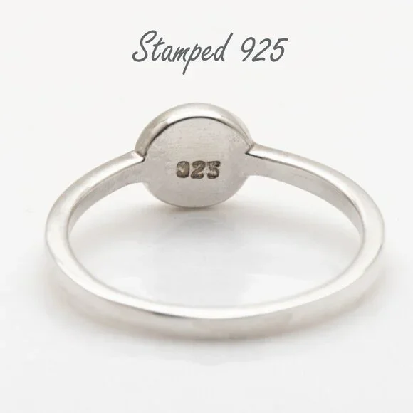 Sterling Silver Round Signet Ring Stamped 925 - Picture 4 of 7